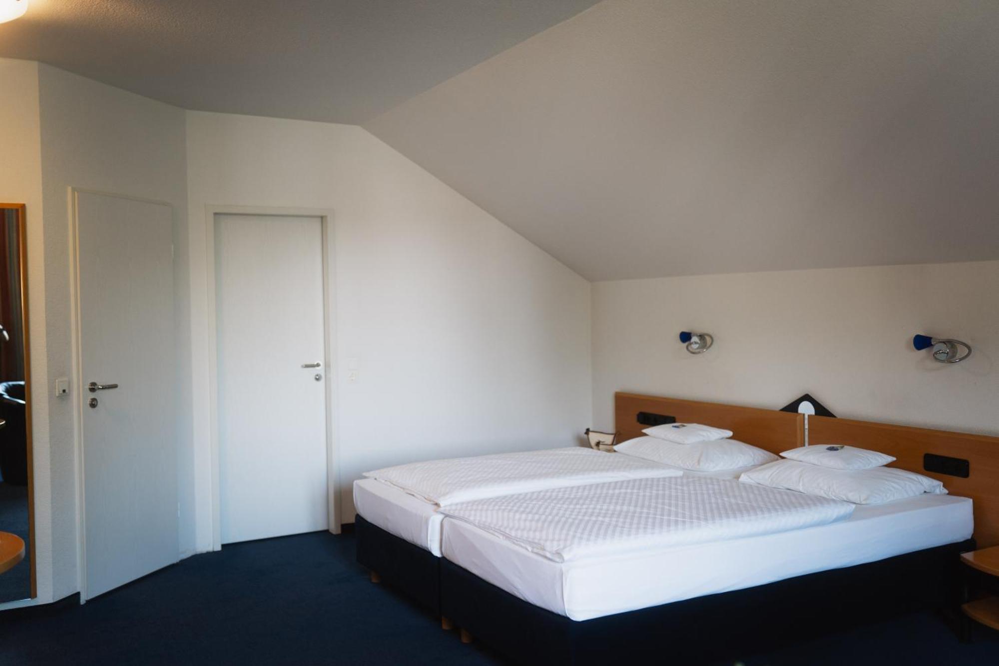 ארקלנץ Hotel Am Weiher מראה חיצוני תמונה