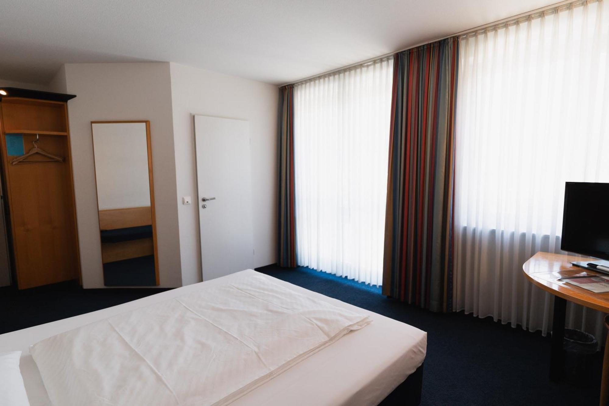 ארקלנץ Hotel Am Weiher מראה חיצוני תמונה
